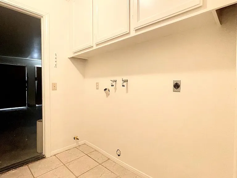 31238 Old River Rd — Photo 22