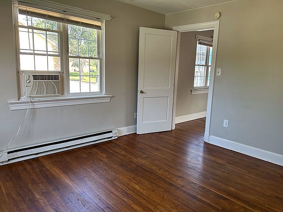 4th image of 105 W Germain St #1