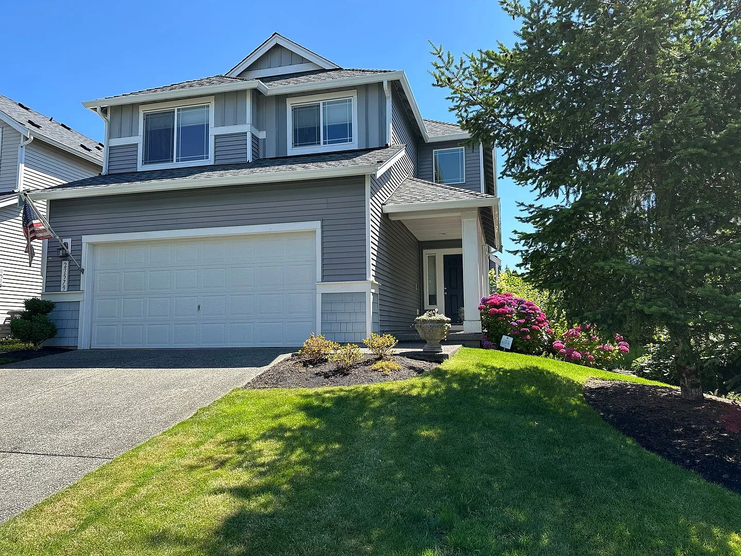 Hathaway Glenn Home in Maple Valley — Photo 2