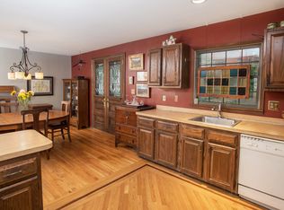 1186 Cove Rd, Stamford, CT 06902