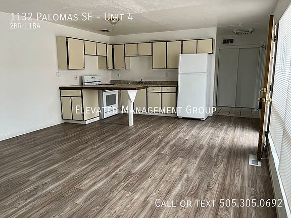2nd image of 1132 Palomas Dr SE Unit 4