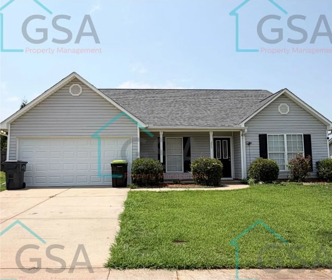 4 Bedroom 3 Bath — Photo 1