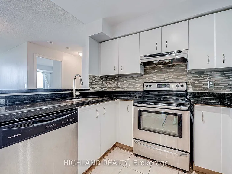 2545 Erin Centre Blvd #1411 — Photo 4