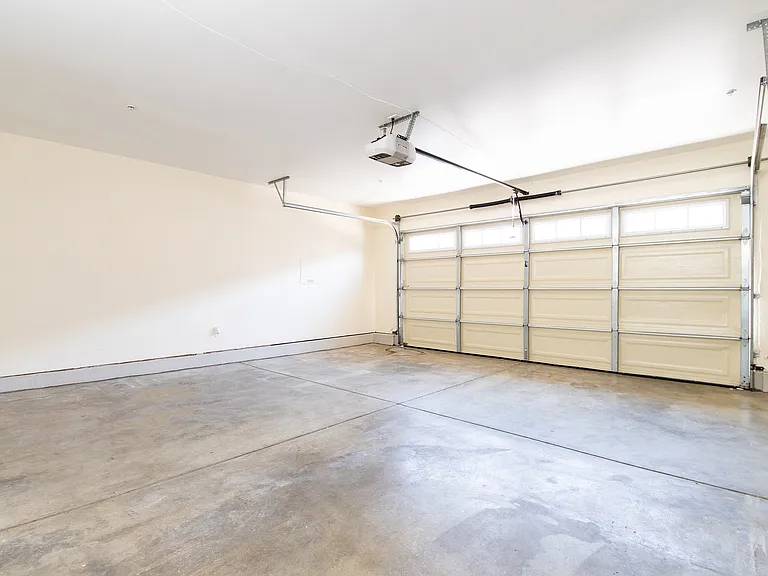 940 S Montebello Blvd #A — Photo 23