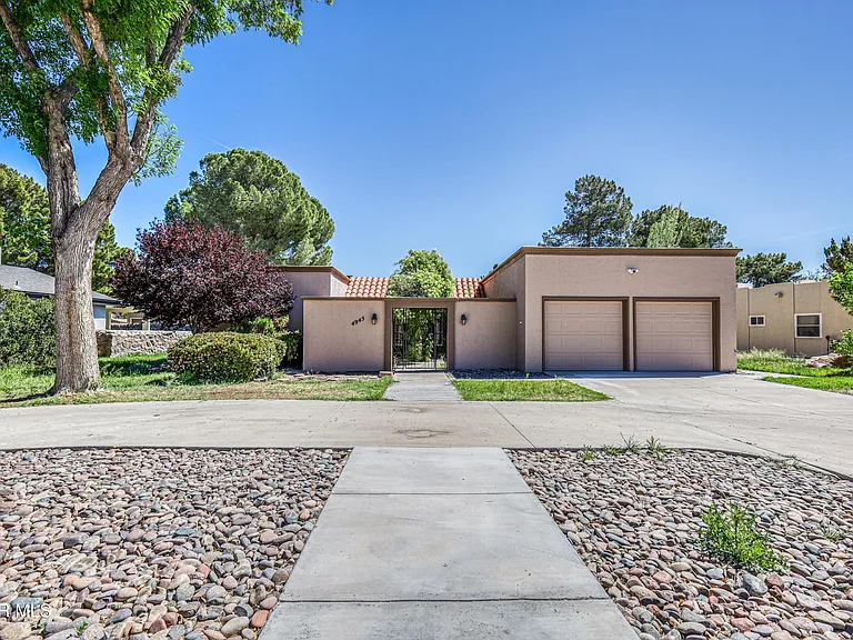 4945 Vista Grande Cir — Photo 2