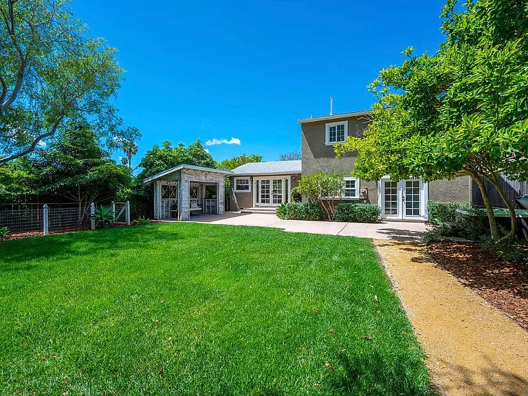 1492 Tanglewood Ct — Photo 14