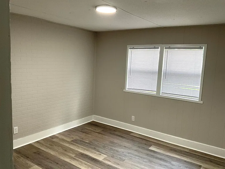6950 Ingleside Dr — Photo 16
