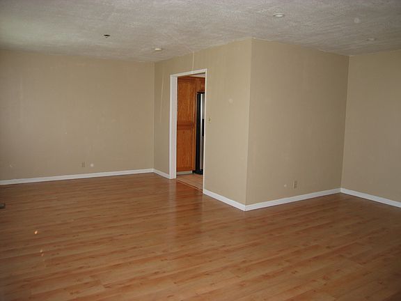 5th image of 2407 Almaden Pl