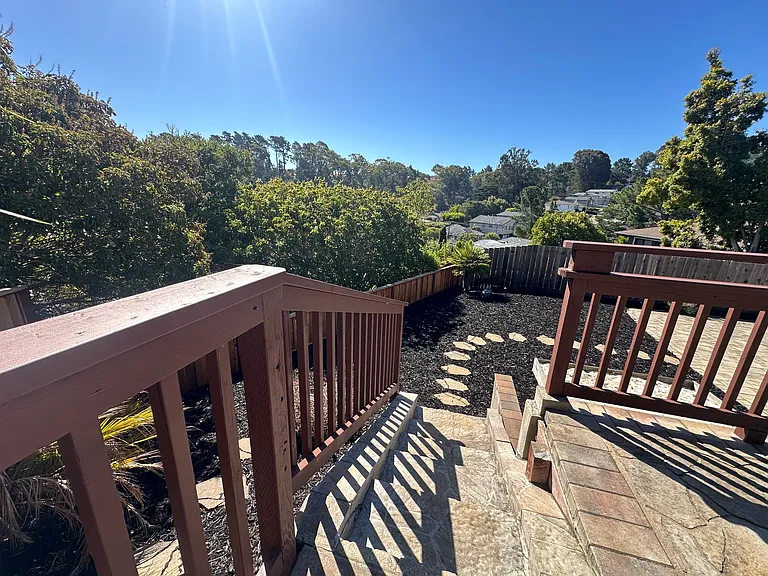 2350 Rosewood Dr — Photo 35