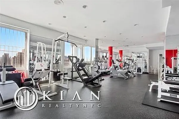 Rented by Kian Realty | media 19