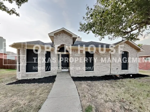 7410 Airline Dr, Rowlett, TX 75089
