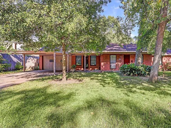 1522 Johanna Dr, Houston, TX 77055
