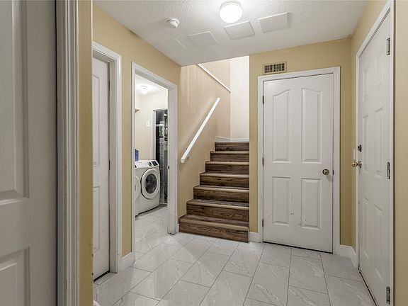 4th image of 1275 Gaggin Rd