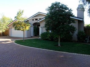 211 Mountain View Ave, Los Altos, CA 94024