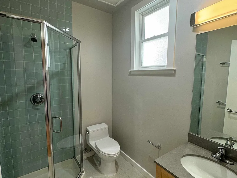 493 Haight St #208 — Photo 9