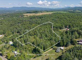 206 White Pine Ln, Morrisville, VT 05661