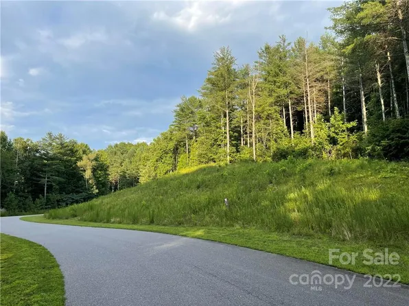 3252 Peninsula Pointe Dr NW #107, Valdese, NC 28690
