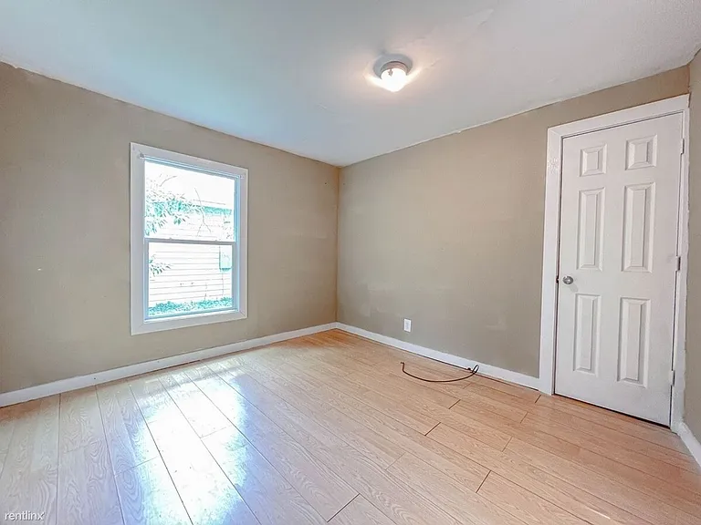 636 N Wilcox St — Photo 9