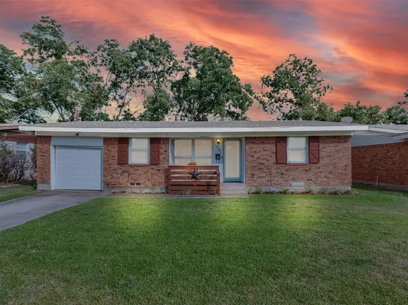 13980 Stardust Ln, Dallas, TX 75234