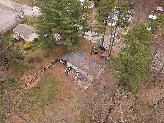 4th image of 55 Lowell St