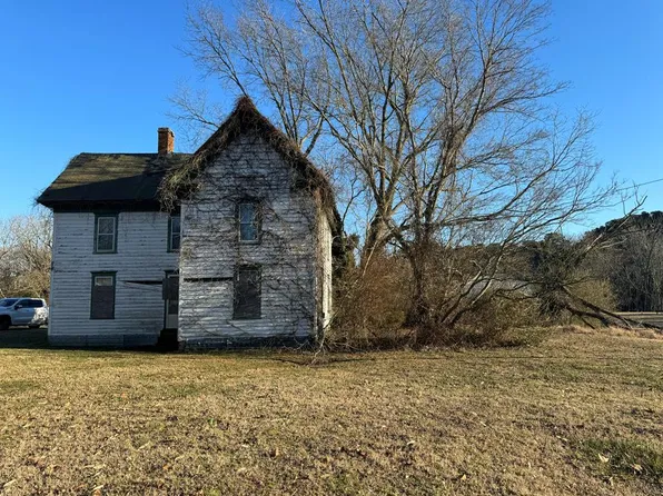 19603 Metompkin Rd, Parksley, VA 23421