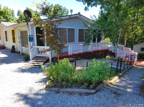 6 Coulee Trl, Bracey, VA 23919