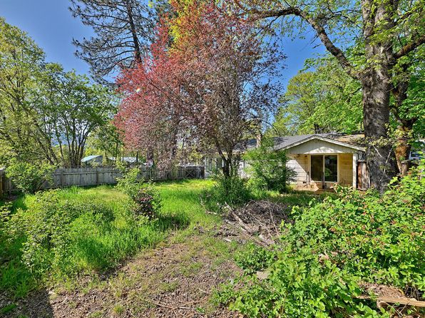 352 Caves Hwy, Cave Junction, OR 97523