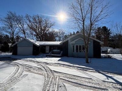 5304 Front St, Newaygo, MI, 49337