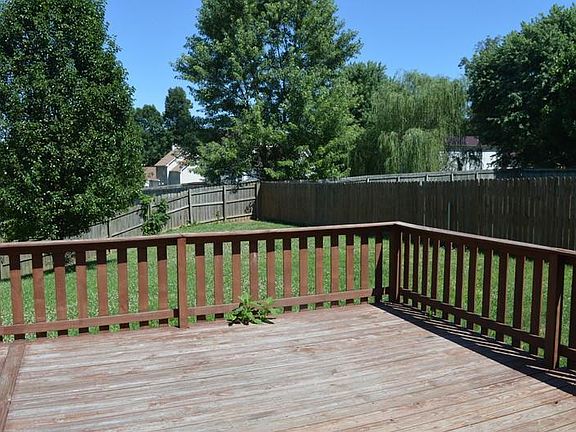 3rd image of 1697 Cedar Springs Cir