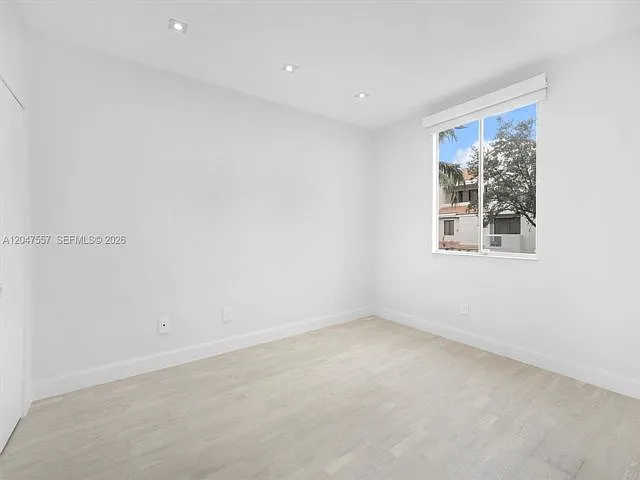 21391 Marina Cove Cir #14-K — Photo 8