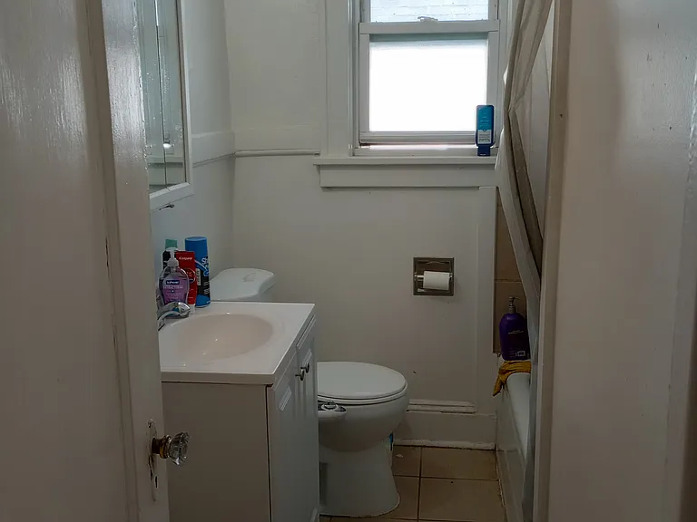 29 Glenwood St #2 — Photo 6