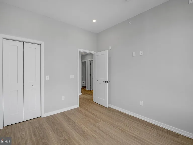 1205 S 15th St #4D — Photo 9