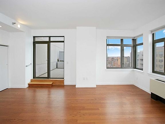 3rd image of 40-28 College Point Blvd #108