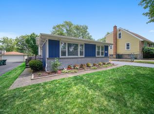 3913 N Park St, Westmont, IL