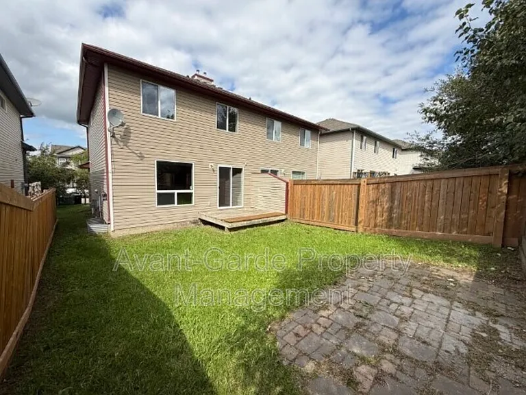 57 Vaughn Ave — Photo 21