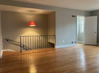 817 E St SE APT 2, Washington, DC 20003