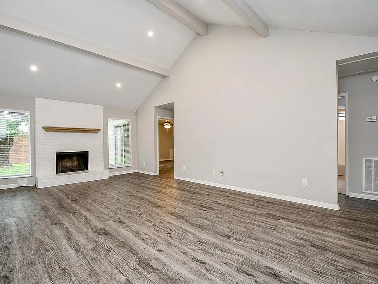 11411 Pepperdine Ln — Photo 7