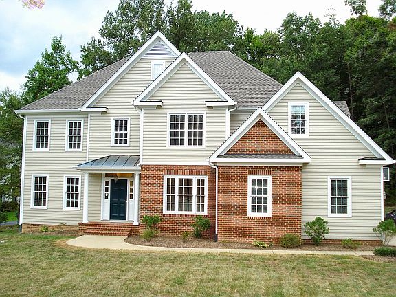 2nd image of 809 Winterberry Dr