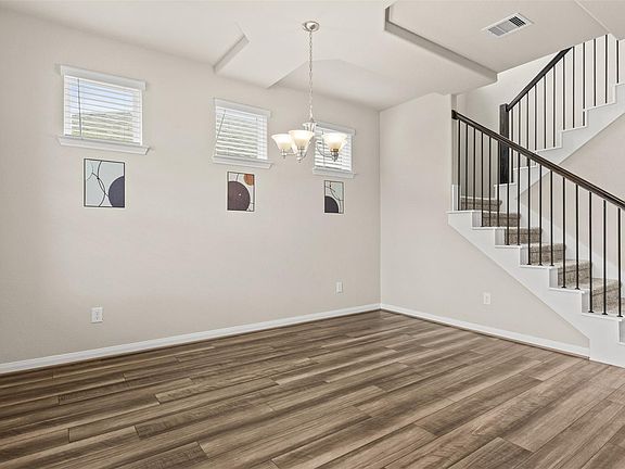 5th image of 7219 Melrose Ln