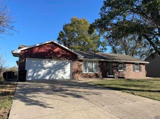 3670 NE Rockaway Trl, Topeka, KS 66617