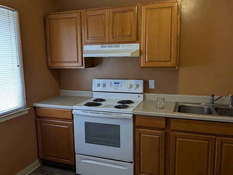 1323 Sherman Ave #2 — Photo 6