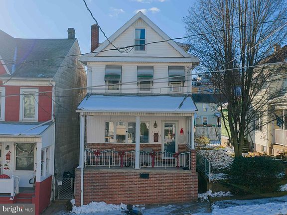 2nd image of 1112 W Spruce St