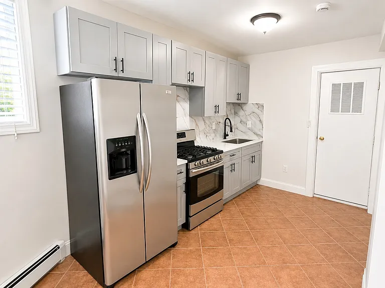 121 Brookside Ave #1F — Photo 9
