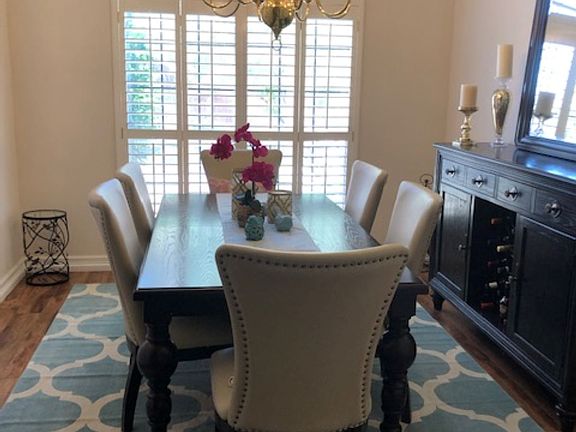Formal Dining