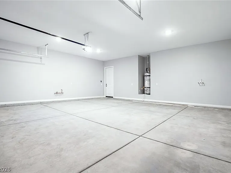6323 Zephyr Peak Ct — Photo 28