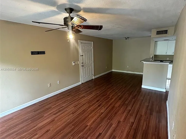 5035 Wiles Rd #203 — Photo 22