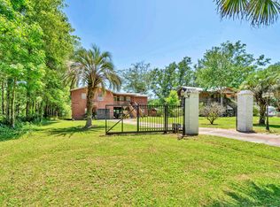 891 Choctawhatchee River Rd, Bruce, FL 32455