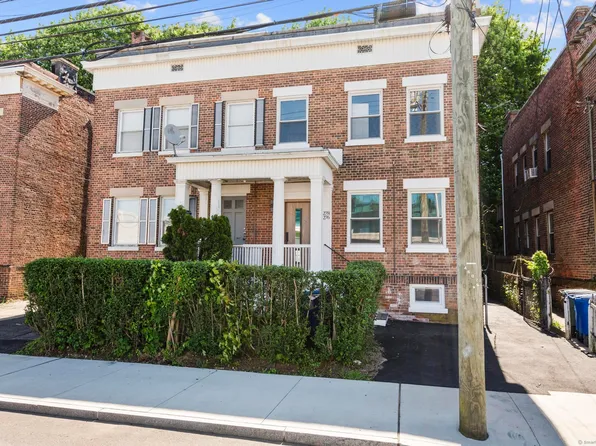 276 Bond Street, Bridgeport, CT 06610