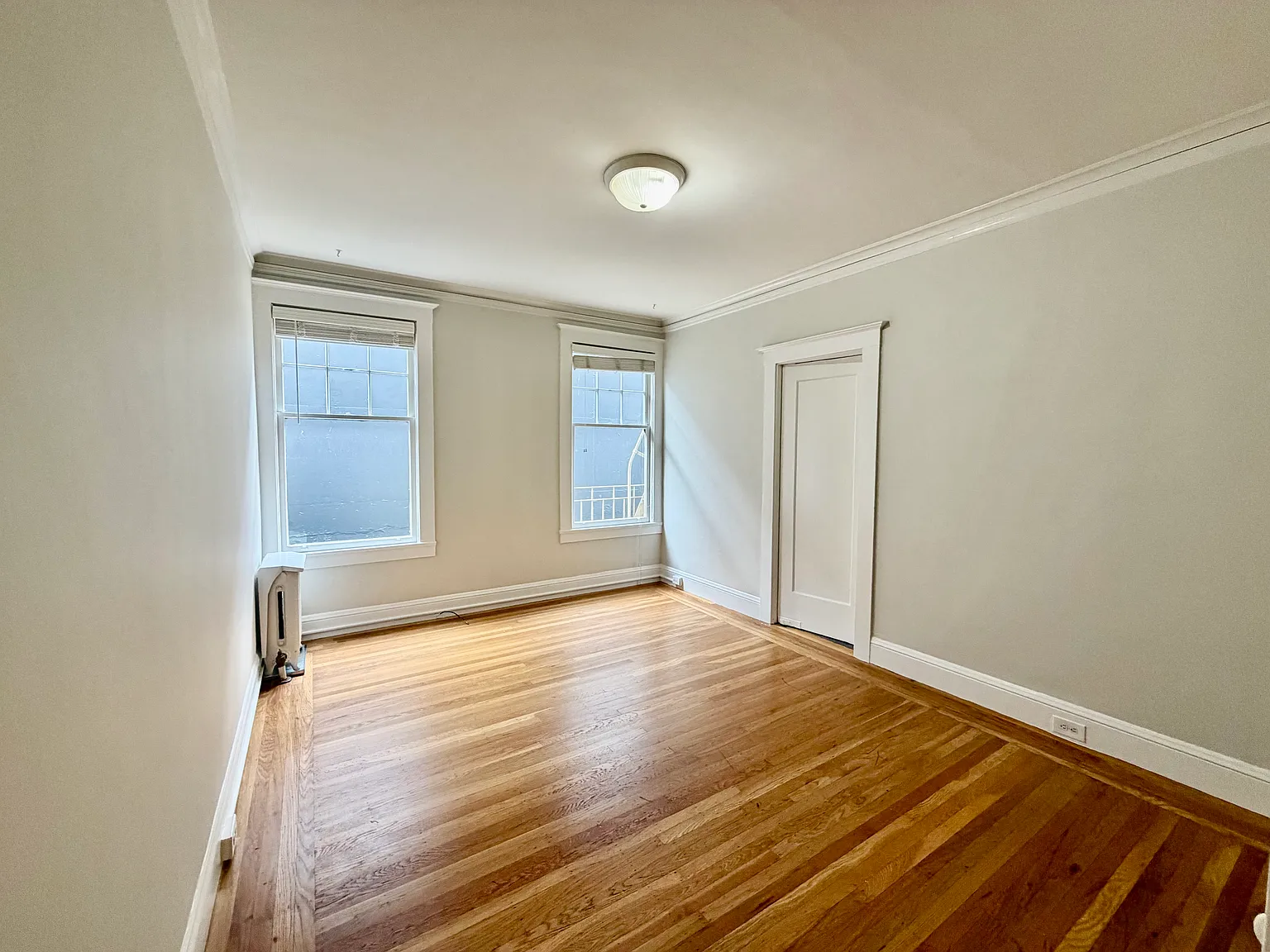 Studio, $2,995 — Photo 2