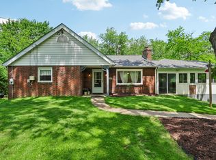 880 Fairview Rd, Pittsburgh, PA 15238